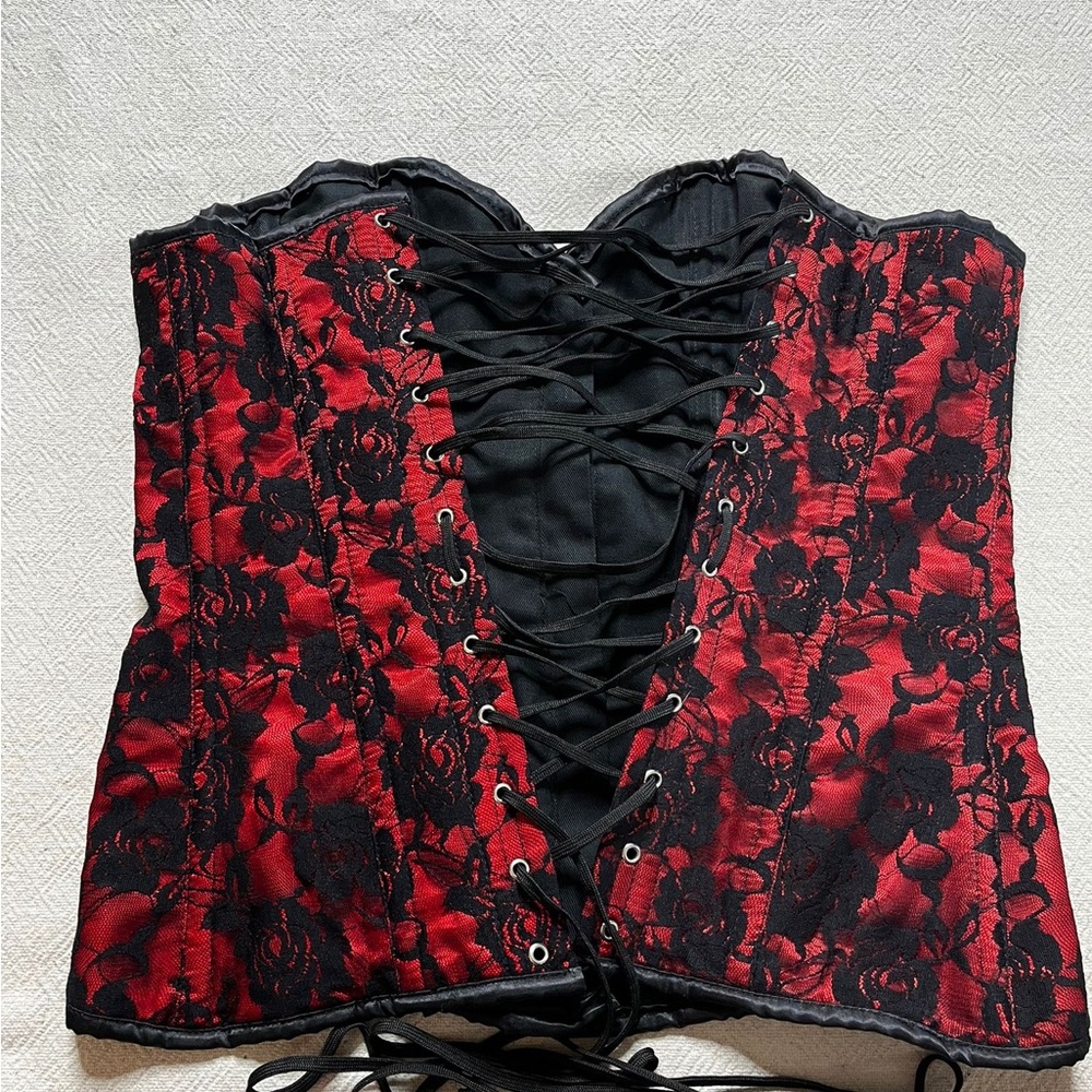 Daisy Corsets Lavish Red & Black Lace Front Zipper Corset XXL - Picture 7 of 8